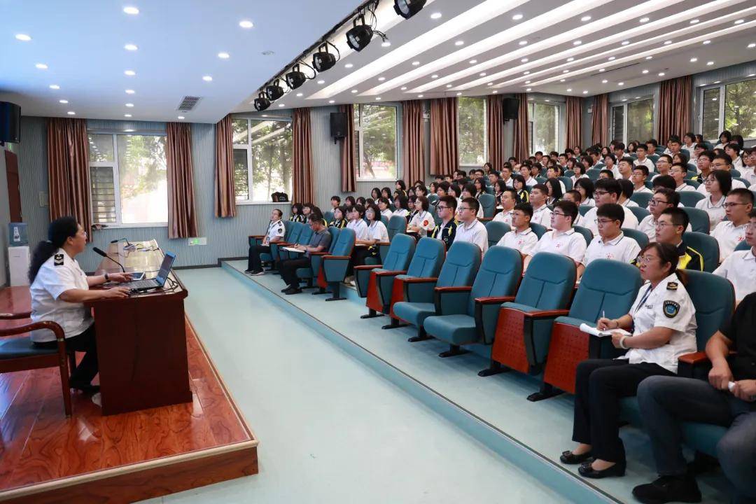 新澳天天开奖资料大全最新,清远市卫生健康局部署全市卫生健康系统防台风工作