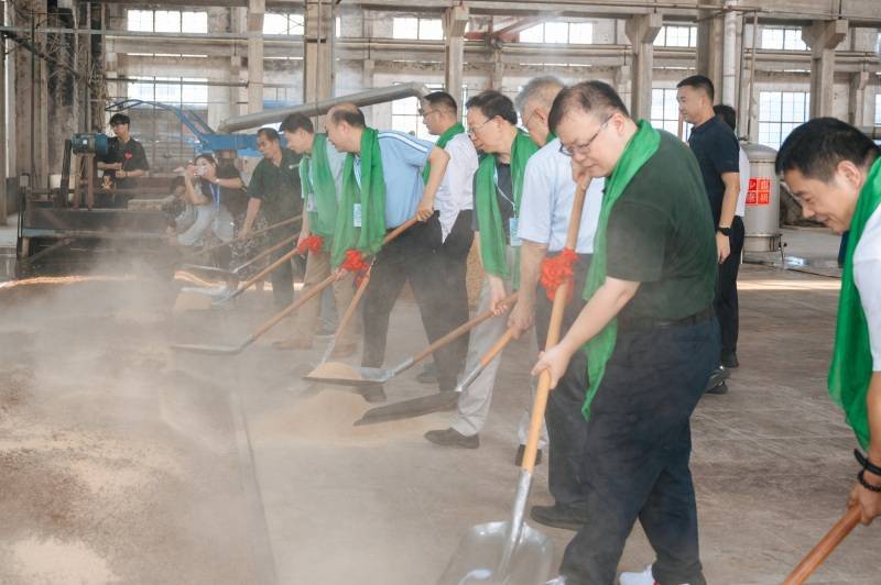 澳门正版免费资料大全新闻,连云港建成各类科技馆、科普基地129个 近4万人成为科普志愿者